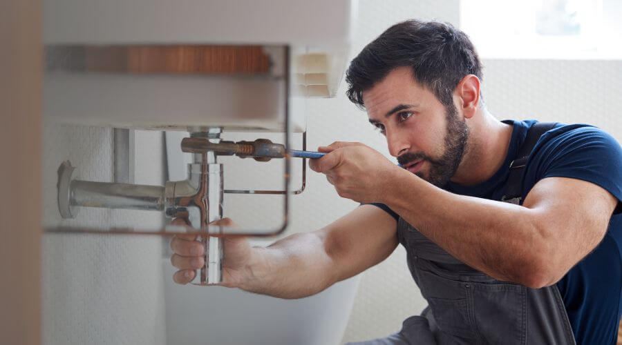 Professional water heater installation services in Houstonia, MO